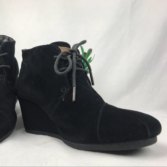 SOLD-TOMS 'Desert' black lace up booties Size 10 - Picture 4 of 8